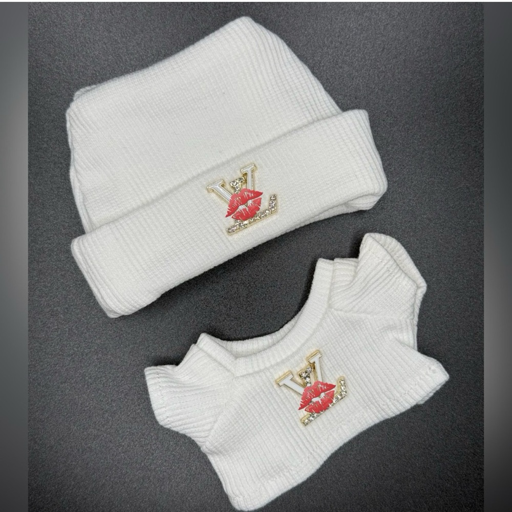 Labubu Clothes Beanie and Shirt - White (DOLL NOT INCLUDED) - LC-003